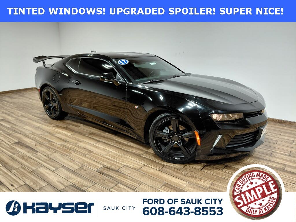 2017 Chevrolet Camaro 1LT Coupe RWD