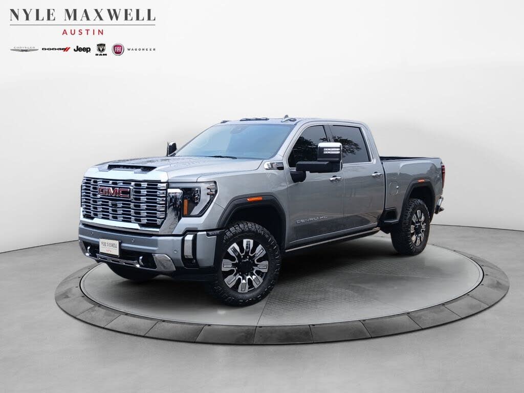 2025 GMC Sierra 2500HD Denali Crew Cab 4WD