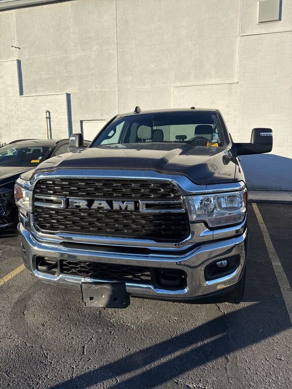 2024 RAM 2500 Big Horn Crew Cab 4WD