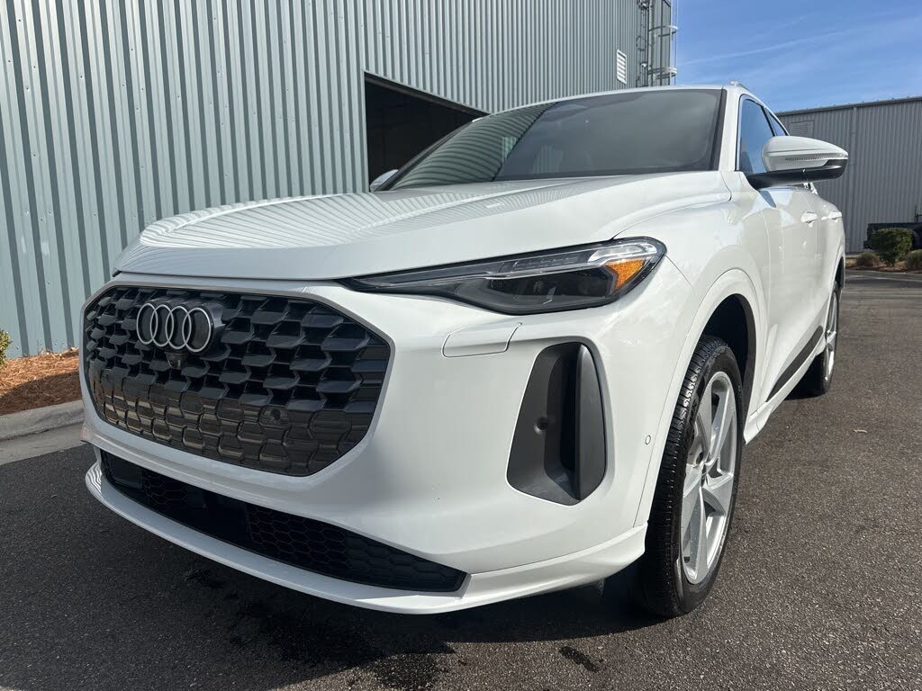 2025 Audi Q5 quattro Premium Plus 40 TFSI