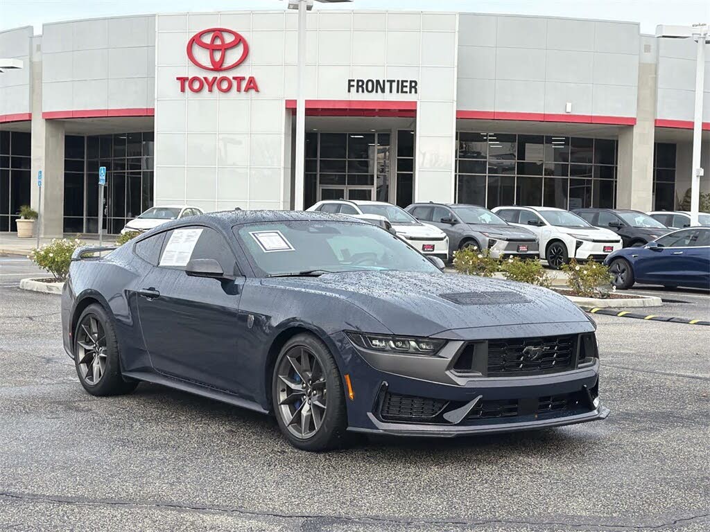 2025 Ford Mustang Dark Horse Fastback RWD