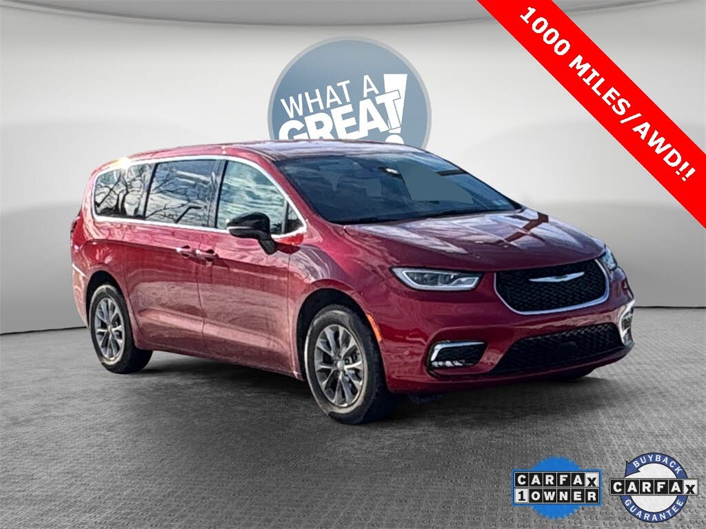 2026 Chrysler Pacifica Select AWD
