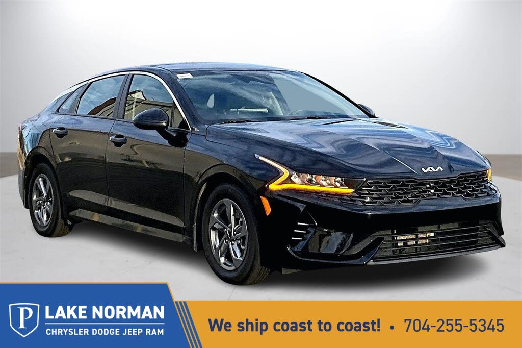 2022 Kia K5 LXS FWD