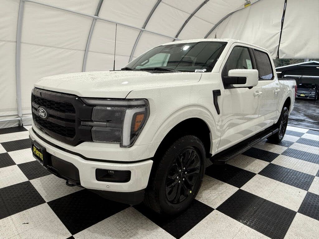 2025 Ford F-150 Lariat SuperCrew 4WD