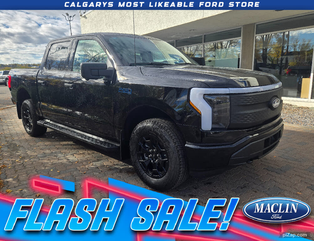 Ford F-150 Lightning XLT SuperCrew AWD 2025