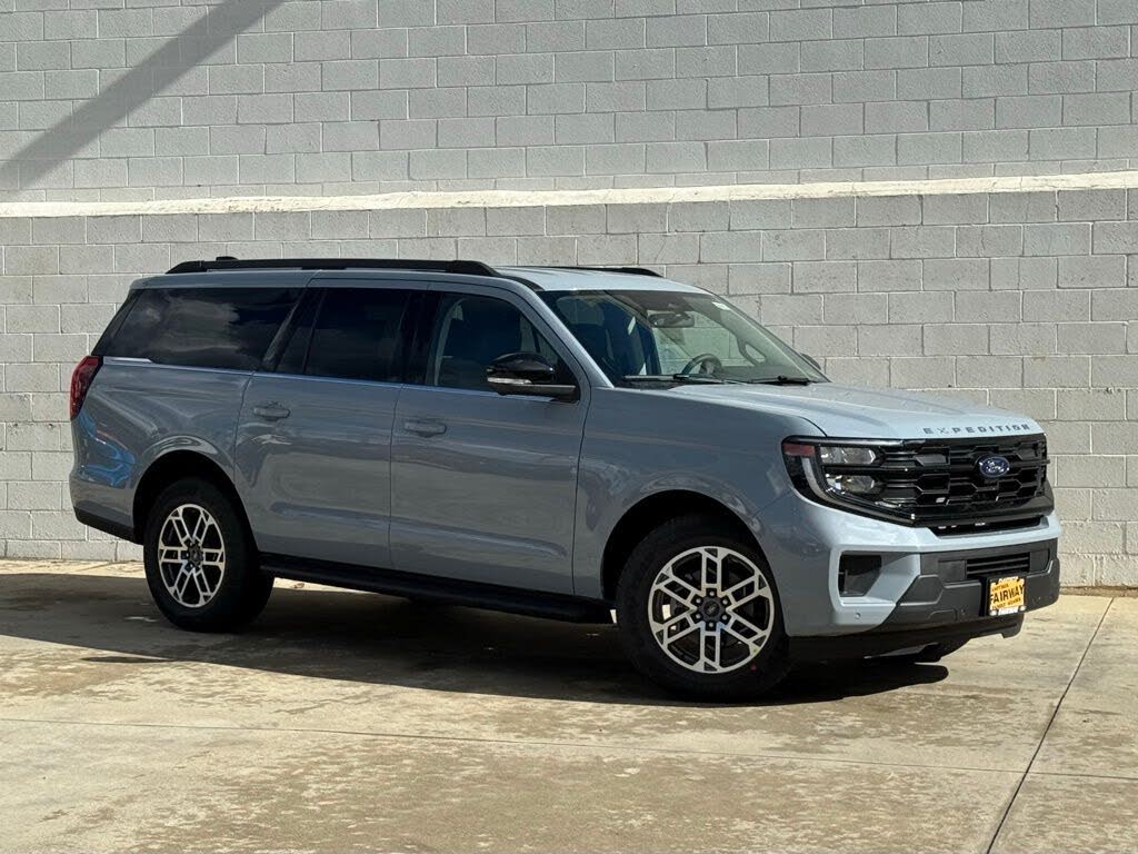 2026 Ford Expedition MAX Active RWD