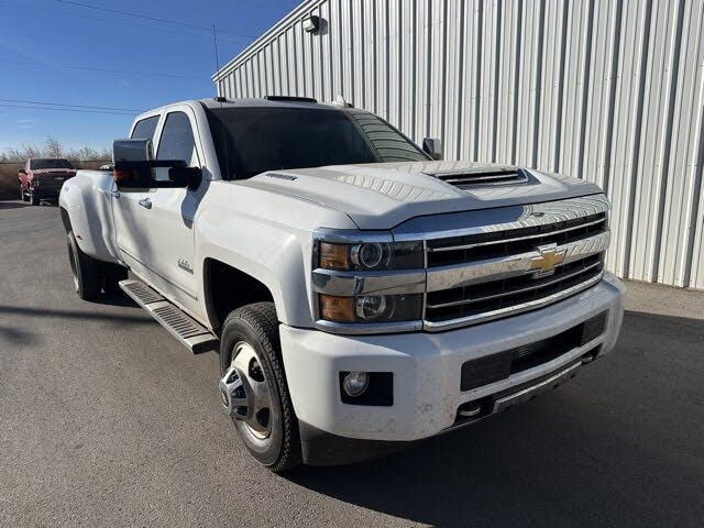 2018 Chevrolet Silverado 3500HD High Country Crew Cab 4WD