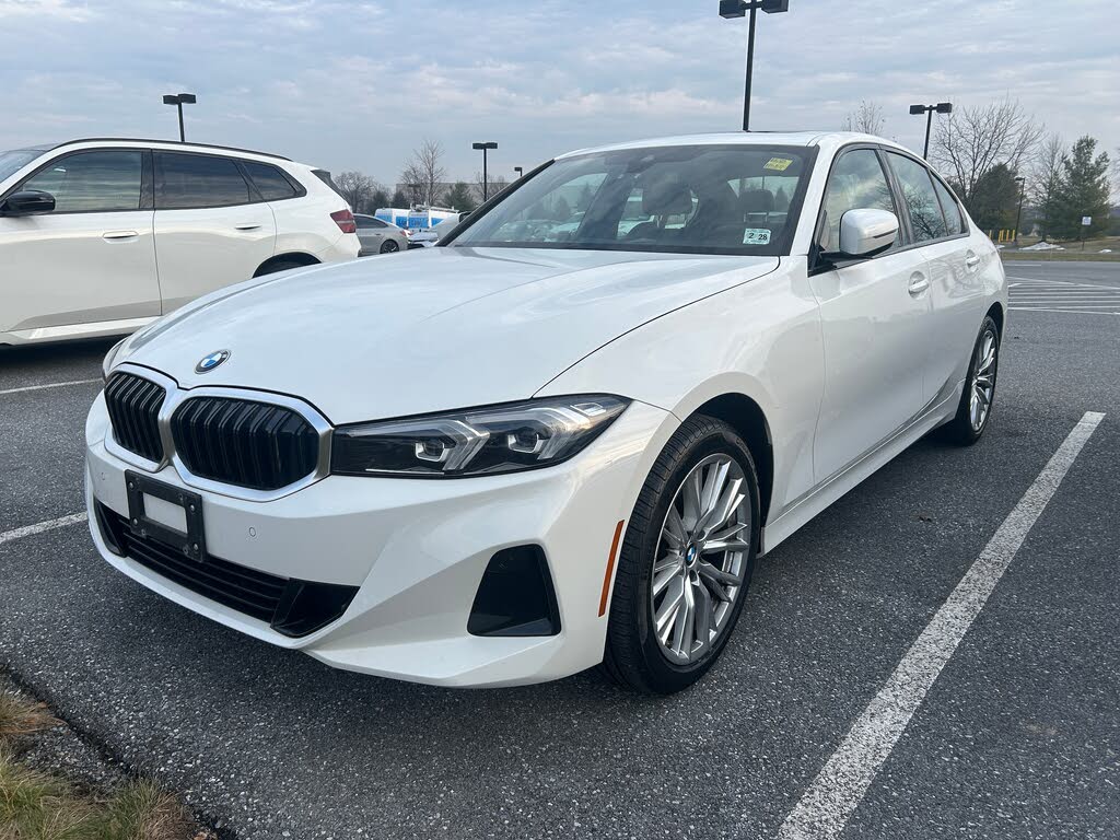 2023 BMW 3 Series 330i xDrive AWD