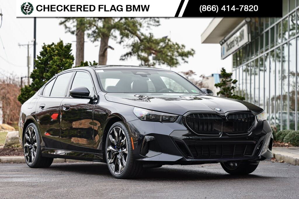 2025 BMW 5 Series 530i RWD