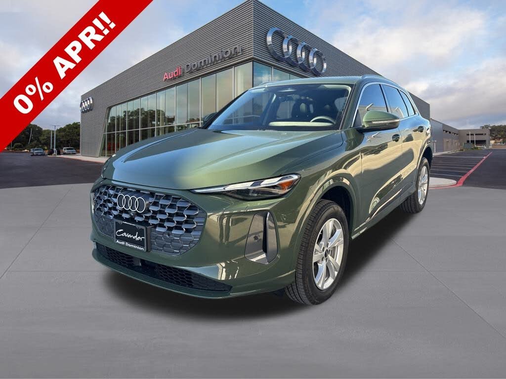 2025 Audi Q5 quattro Premium 40 TFSI