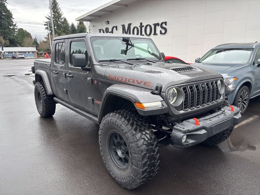 2025 Jeep Gladiator Mojave Crew Cab 4WD