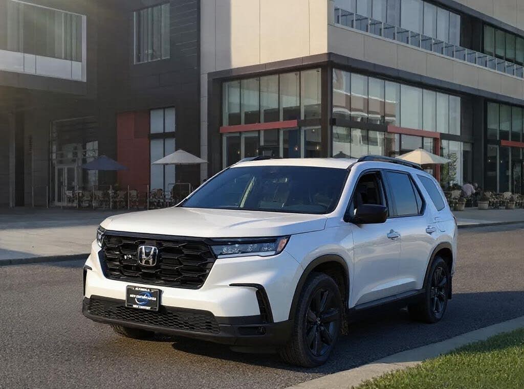 2025 Honda Pilot Sport FWD