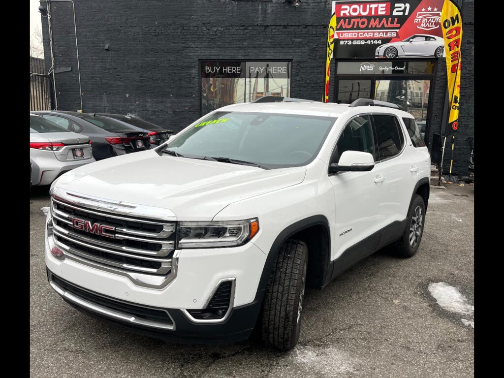 2023 GMC Acadia SLT FWD