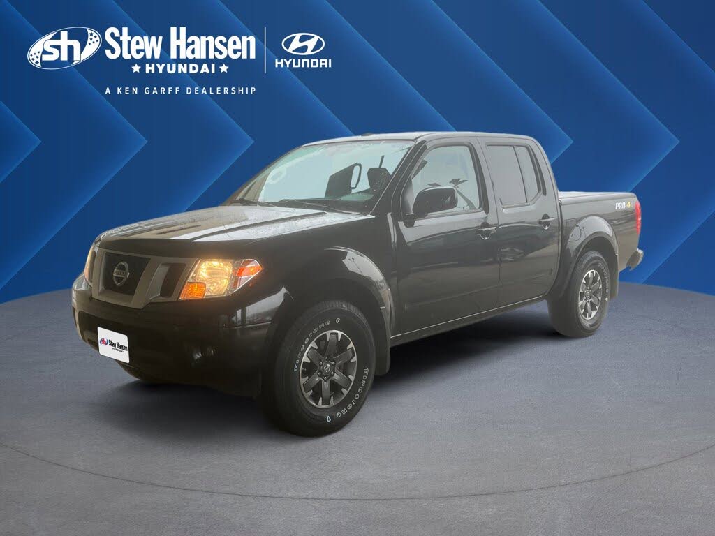 2017 Nissan Frontier PRO-4X Crew Cab 4WD