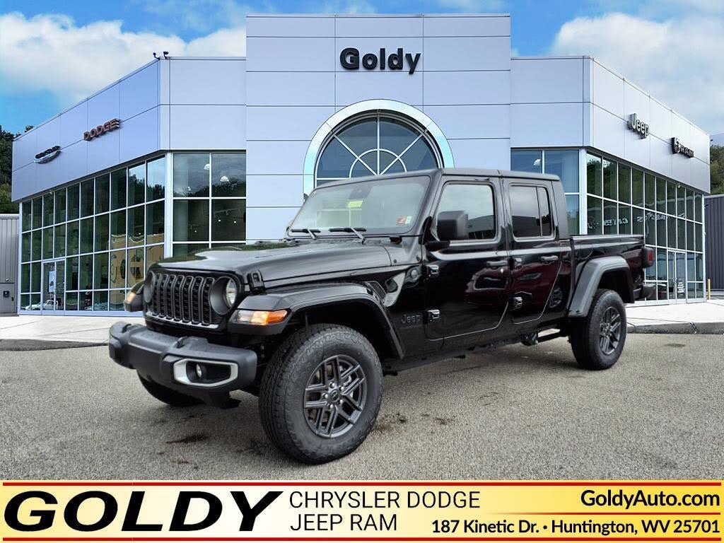 2025 Jeep Gladiator Sport S Crew Cab 4WD
