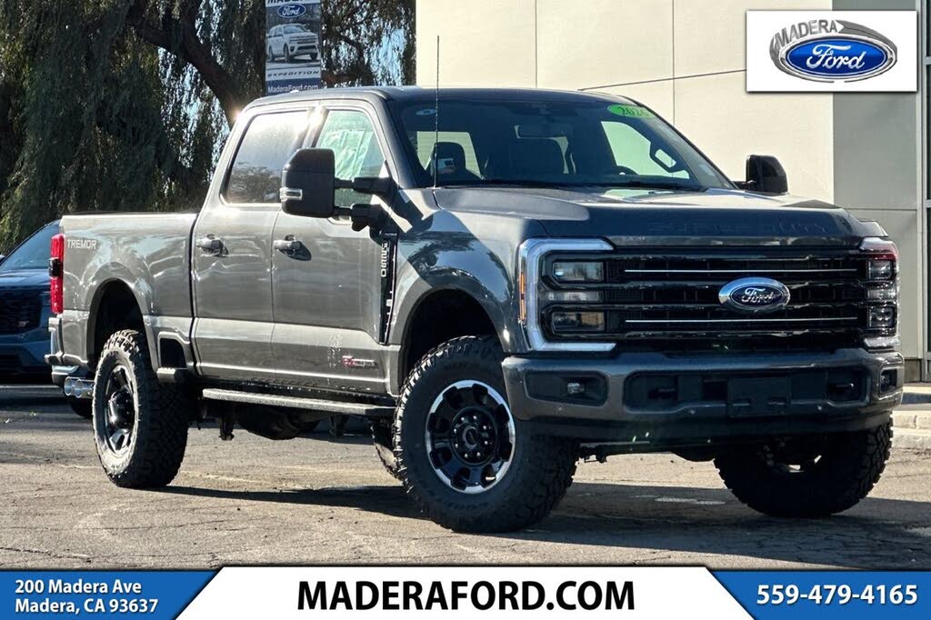 2026 Ford F-250 Super Duty Platinum Crew Cab 4WD