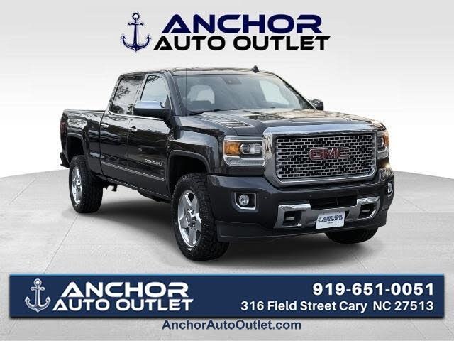 2015 GMC Sierra 2500HD Denali Crew Cab SB 4WD