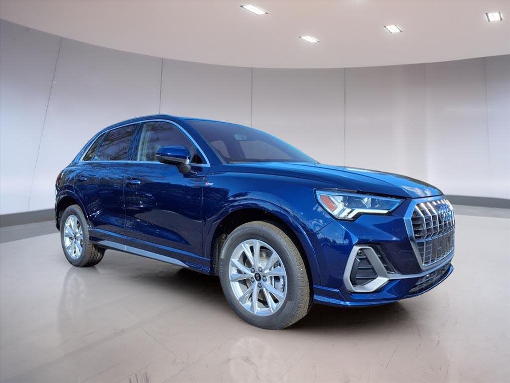 2025 Audi Q3 quattro Premium S Line 45 TFSI
