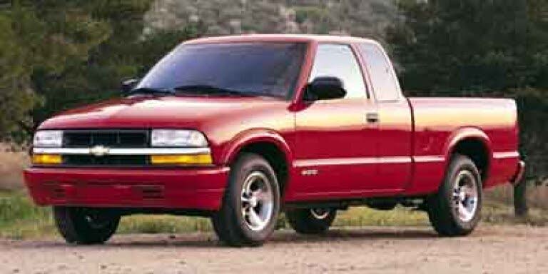 2001 Chevrolet S-10 LS Extended Cab RWD