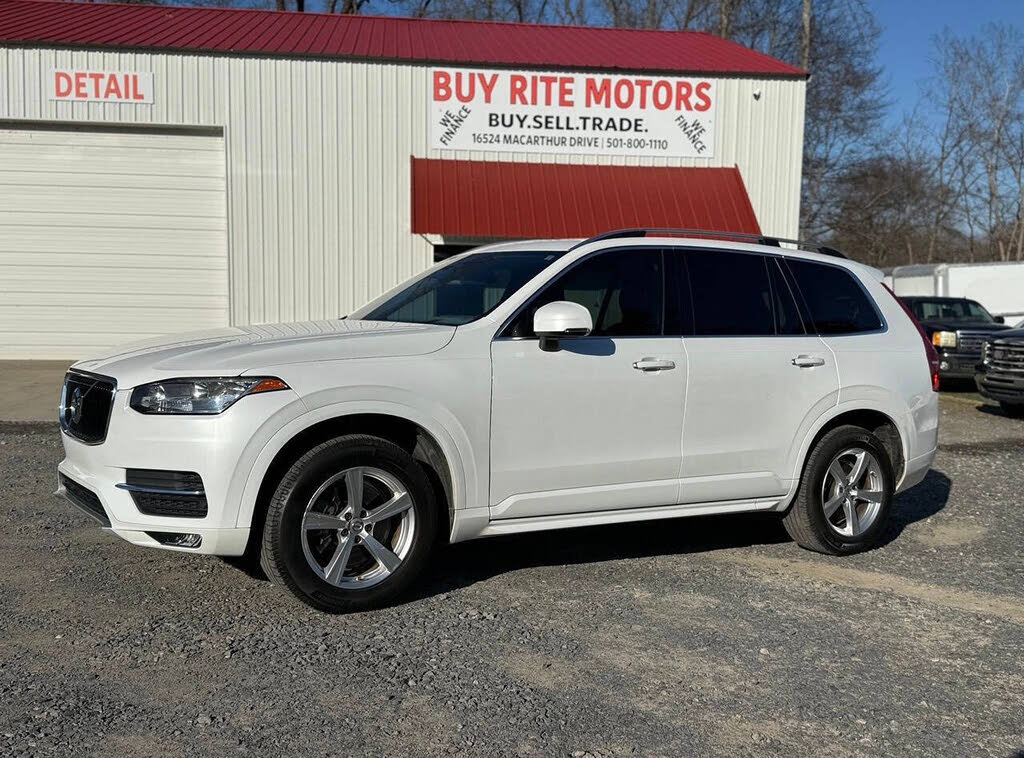 2016 Volvo XC90 T5 Momentum AWD