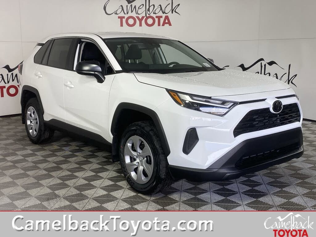 2025 Toyota RAV4 LE FWD