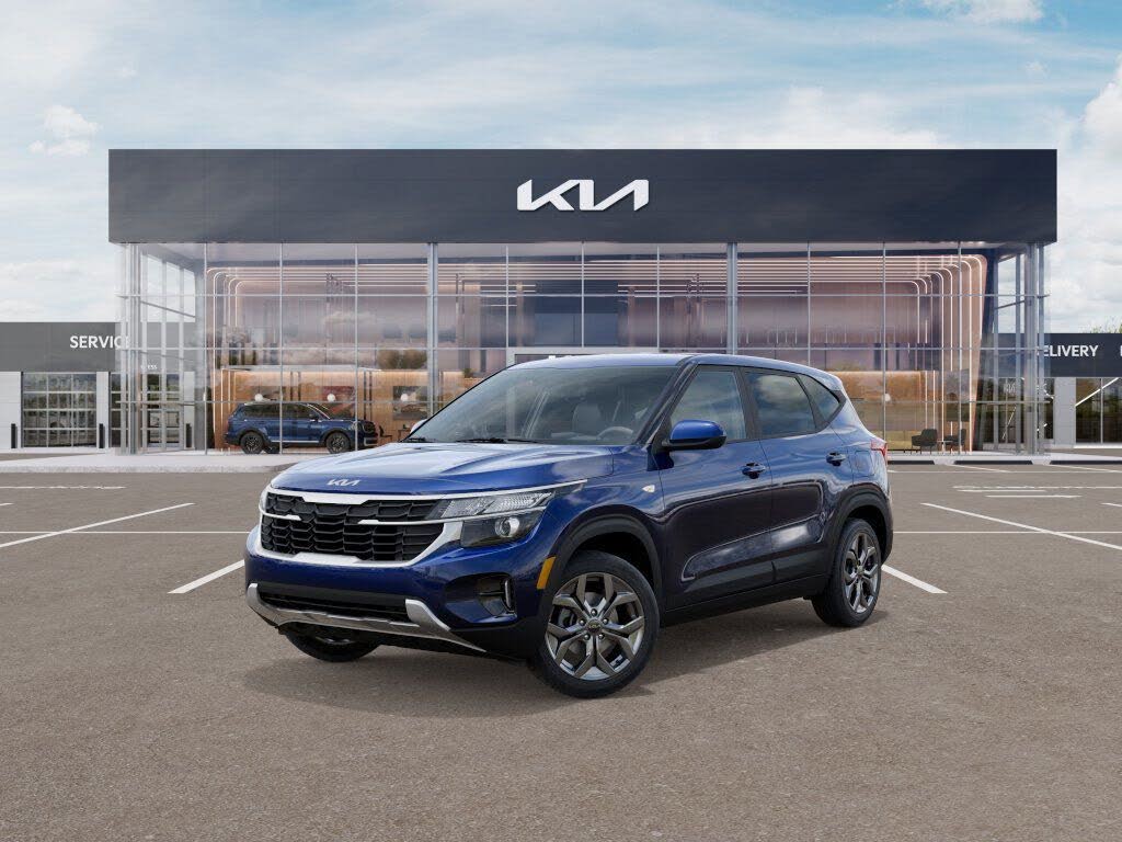 2026 Kia Seltos LX FWD