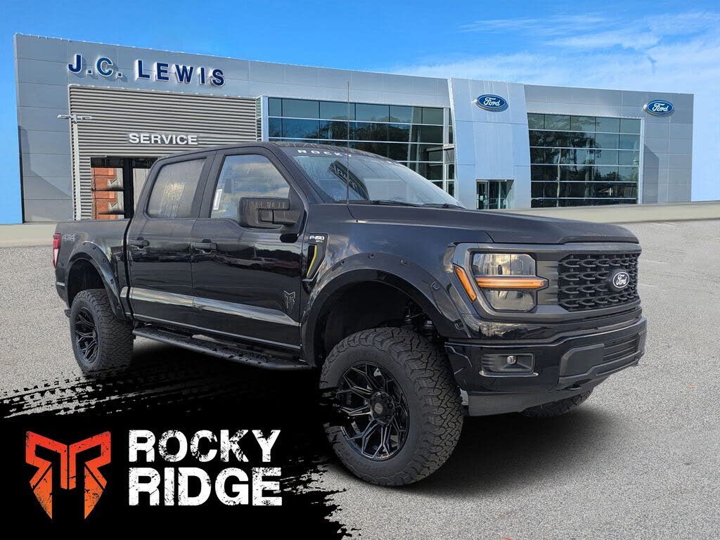 2025 Ford F-150 STX 4dr SuperCrew 4WD