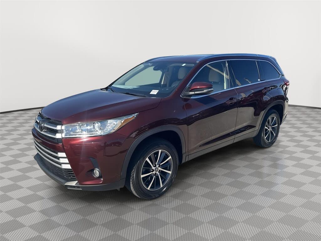 2019 Toyota Highlander XLE FWD