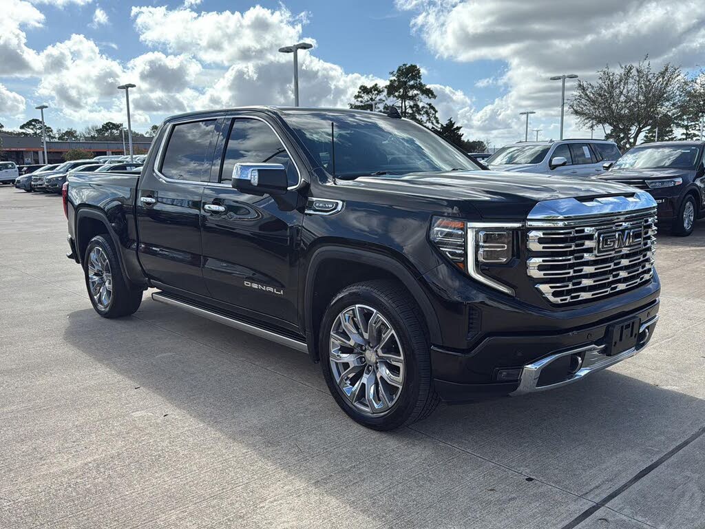 2022 GMC Sierra 1500 Denali Crew Cab 4WD