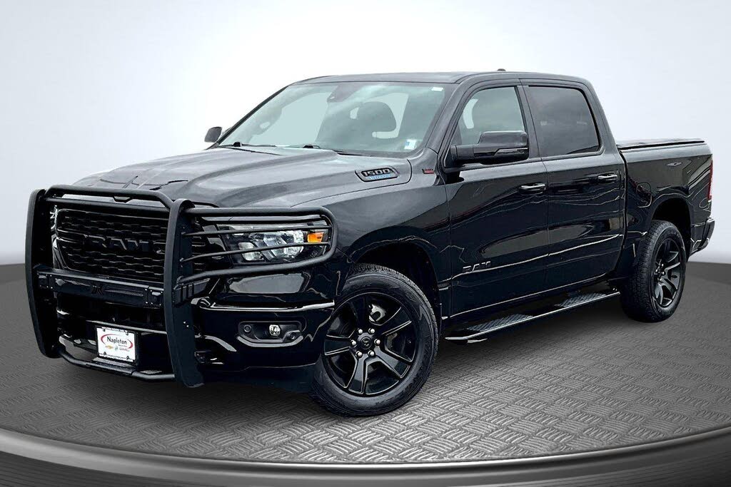 2022 RAM 1500 Big Horn Crew Cab 4WD