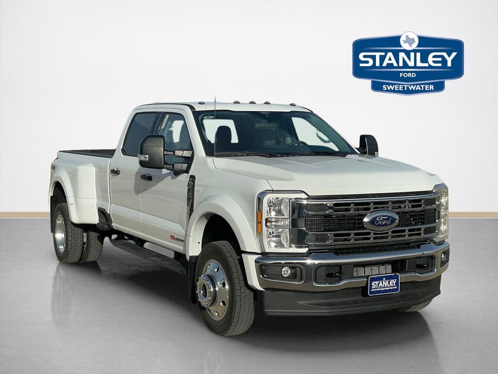 2026 Ford F-450 Super Duty XLT Crew Cab LB DRW 4WD