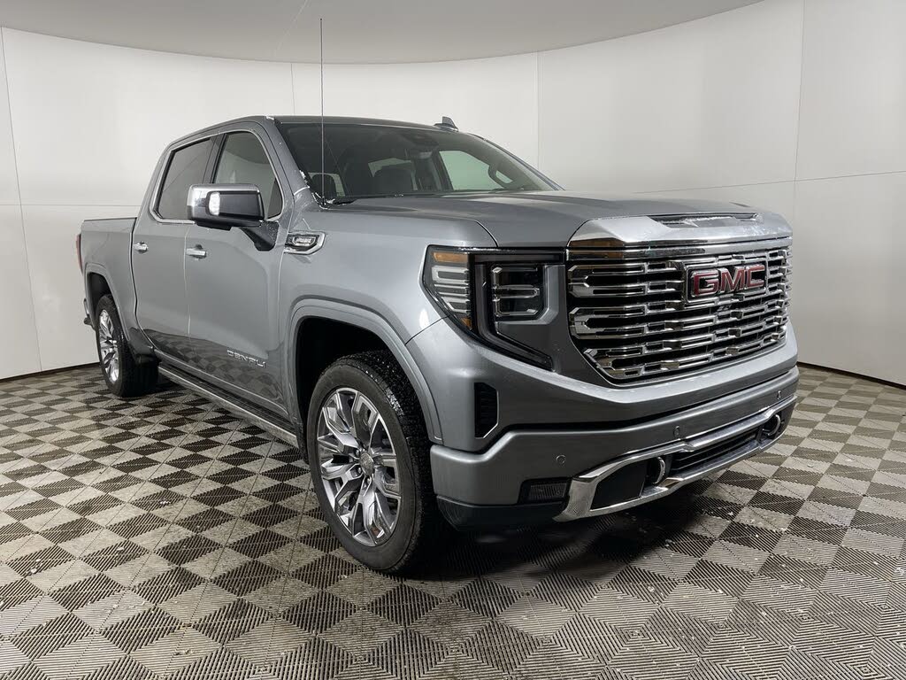 GMC Sierra 1500 Denali Crew Cab 4WD 2026