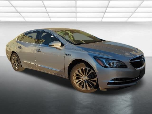2017 Buick LaCrosse Essence FWD