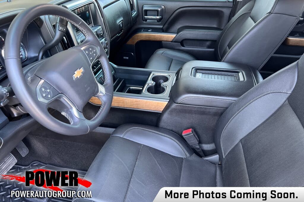 2018 Chevrolet Silverado 1500 LTZ Crew Cab RWD