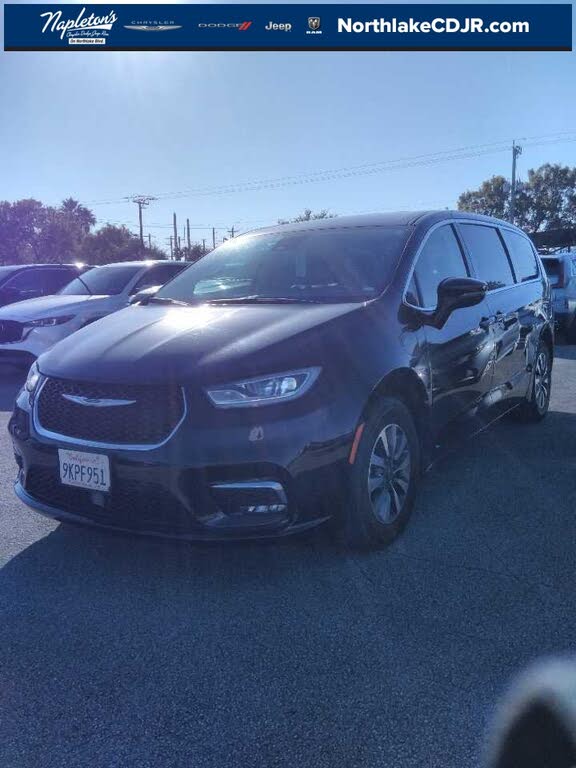2024 Chrysler Pacifica Hybrid Select FWD