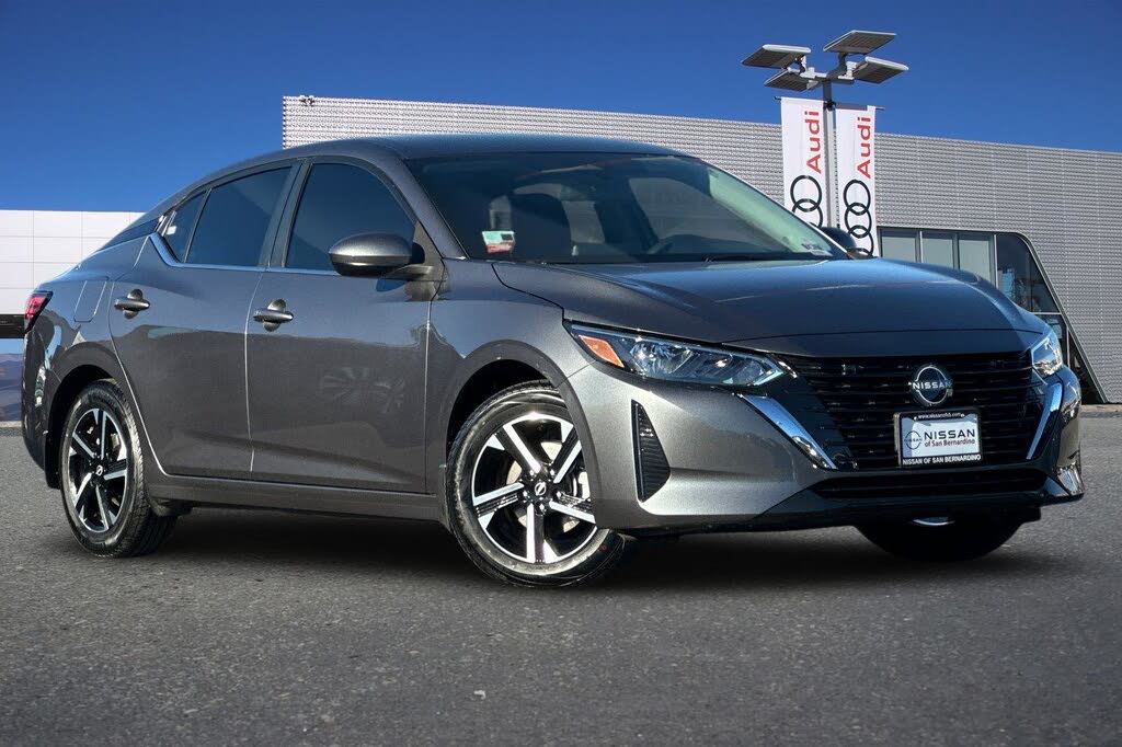 2024 Nissan Sentra SV FWD