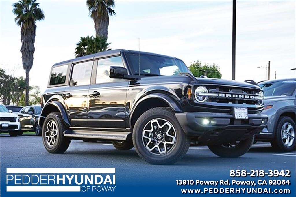 2025 Ford Bronco Outer Banks 4-Door 4WD