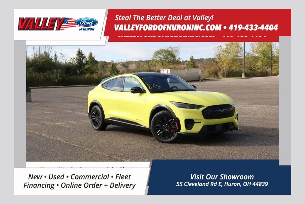 2025 Ford Mustang Mach-E Premium AWD