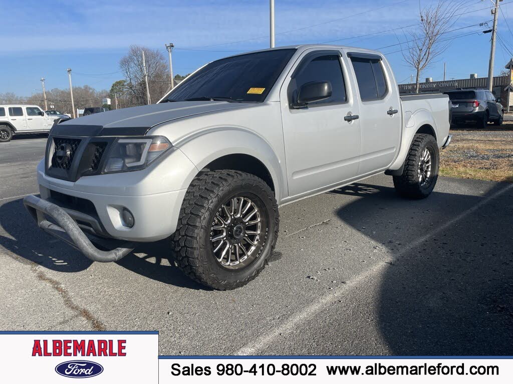 2019 Nissan Frontier SV V6 Crew Cab RWD
