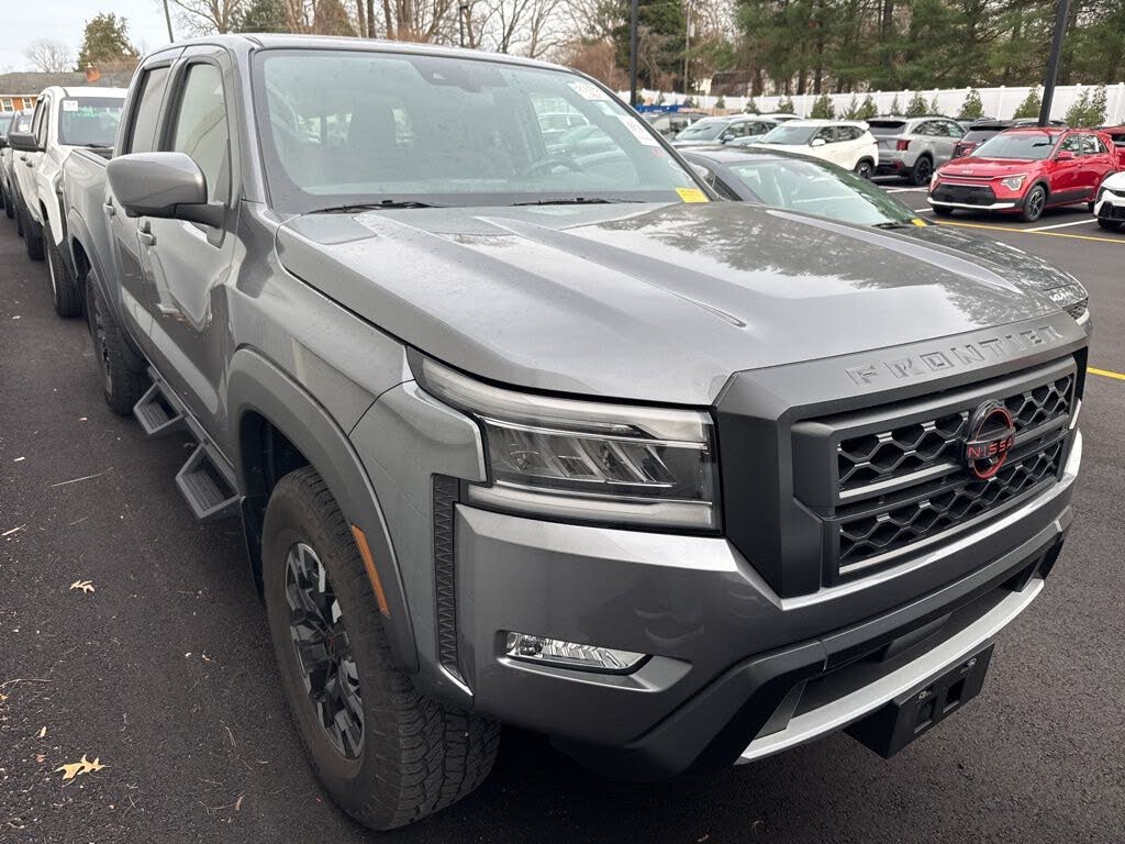 2023 Nissan Frontier PRO-4X Crew Cab 4WD