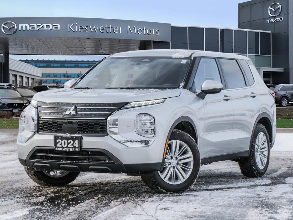 Mitsubishi Outlander ES S-AWC 2024