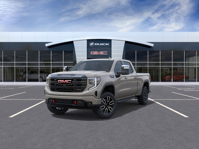 GMC Sierra 1500 AT4 Crew Cab 4WD 2026