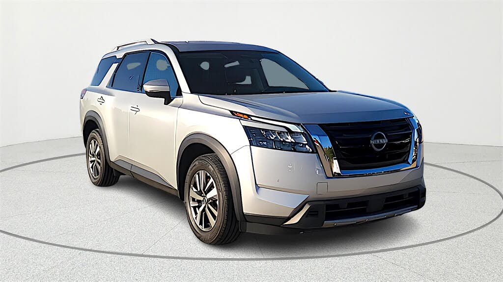 2025 Nissan Pathfinder SL 4WD