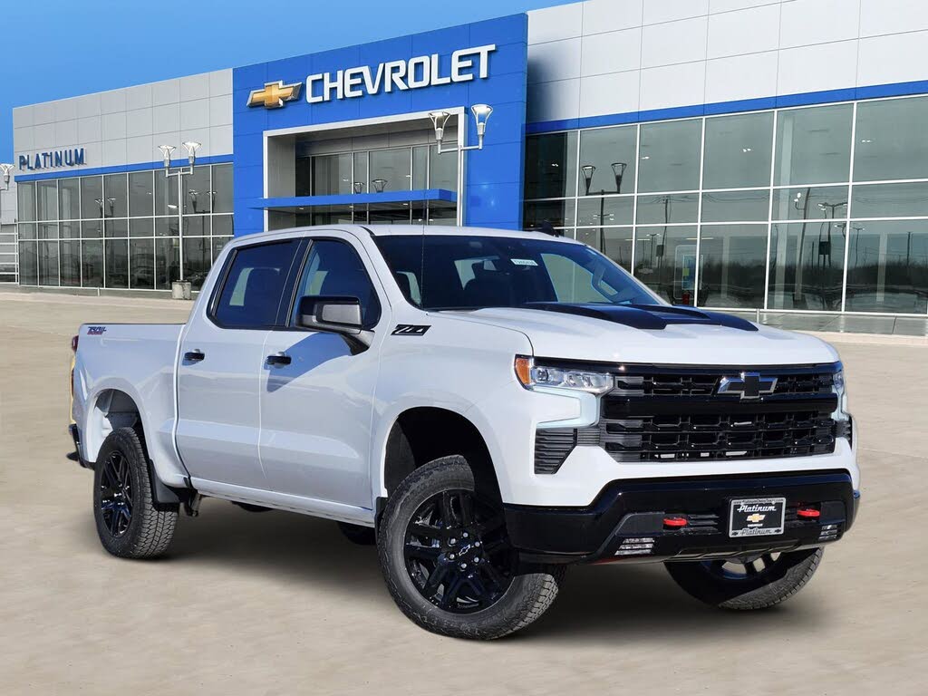 2026 Chevrolet Silverado 1500 LT Trail Boss Crew Cab 4WD