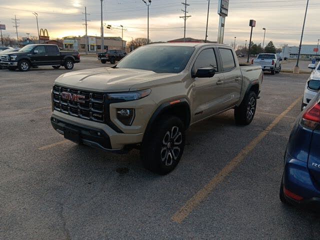 2024 GMC Canyon AT4 Crew Cab 4WD