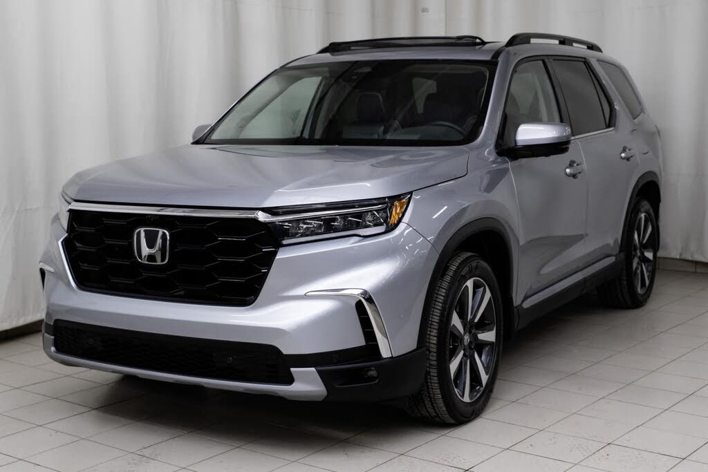 2025 Honda Pilot Touring AWD