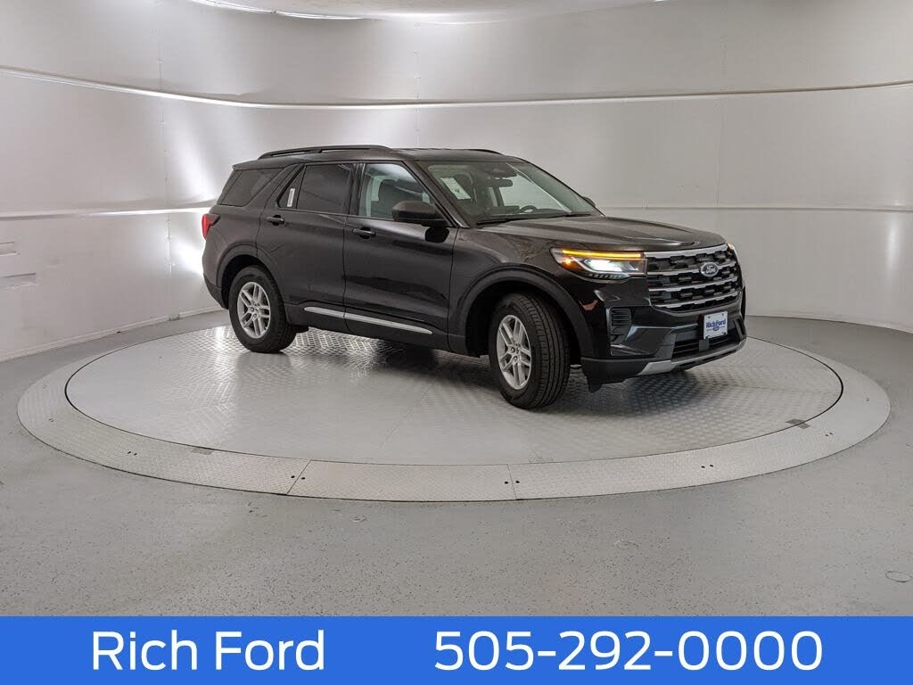 2025 Ford Explorer Active RWD