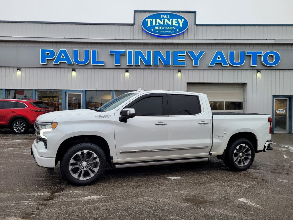 2022 Chevrolet Silverado 1500 High Country Crew Cab 4WD