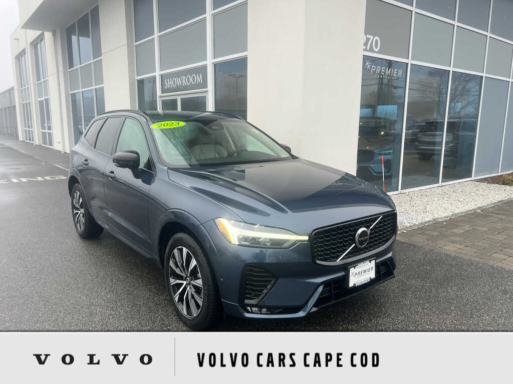 2023 Volvo XC60 B5 Plus Dark Theme AWD