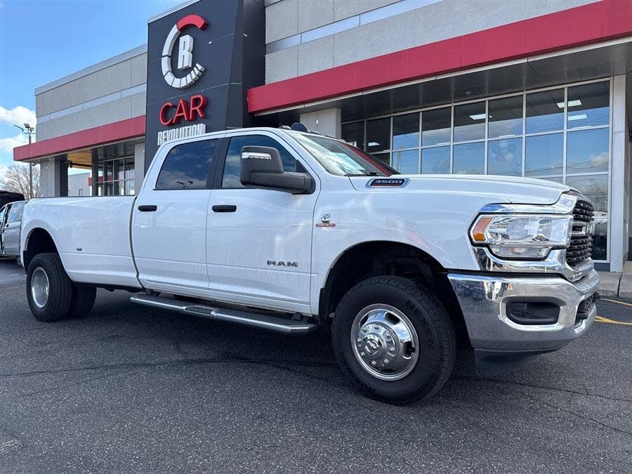 2024 RAM 3500 Big Horn Crew Cab LB DRW 4WD